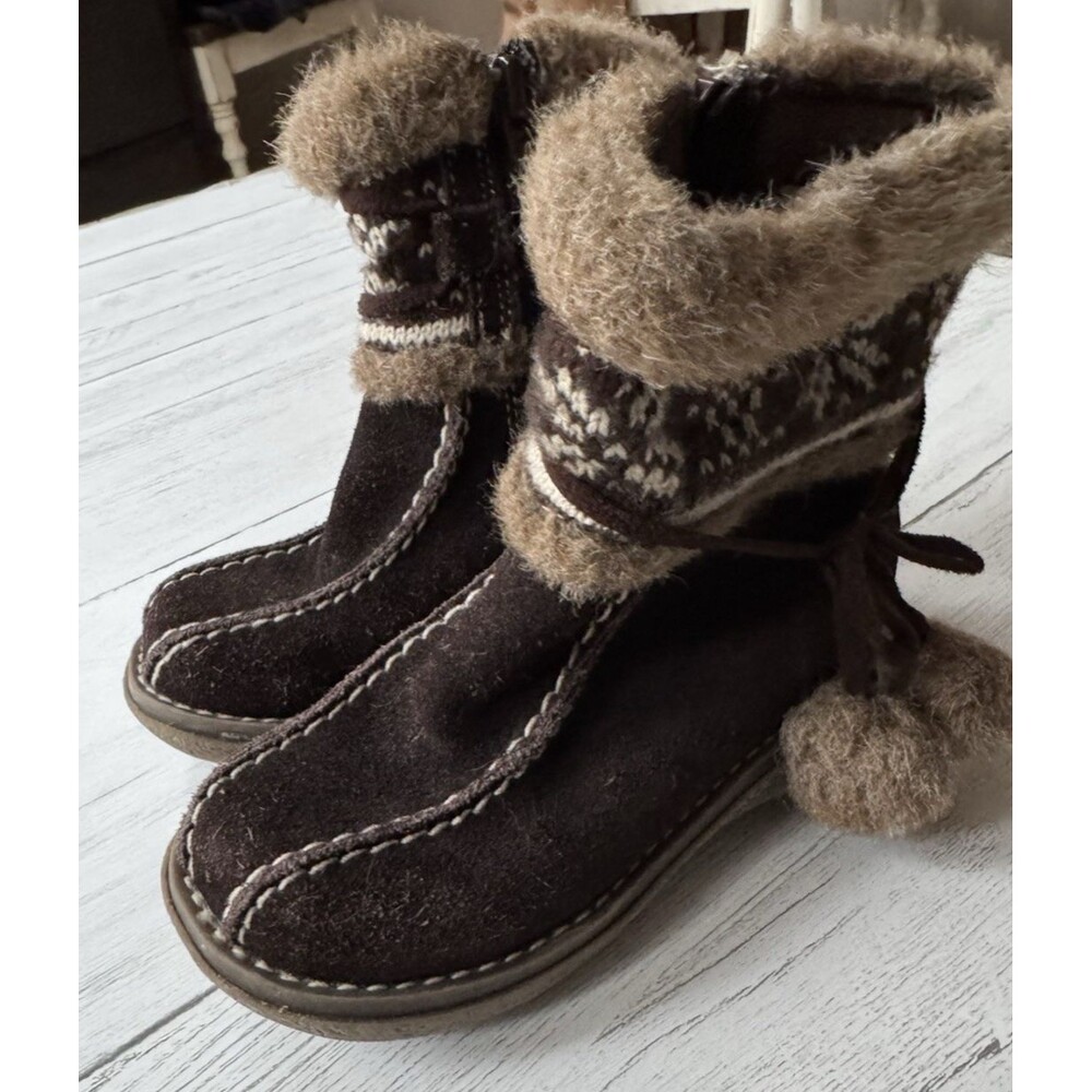 Cherokee Winter Boots Girls Sz9 Brown Suede Faux Fur Trim Pom Pom